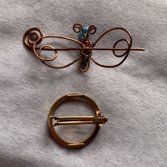 2 Hair Barettes - Picture 2 of 7